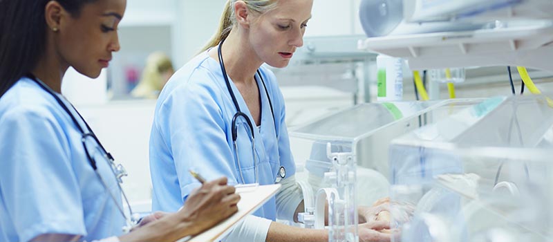nurses in nicu